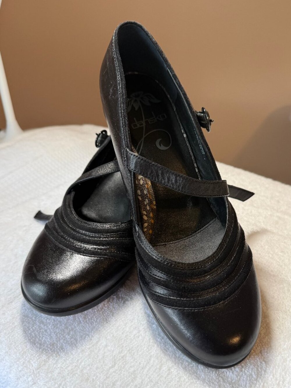 Dansko Becky Black Leather Mary Jane Pumps Block Heel EU 40/US 9.5-10 EUC